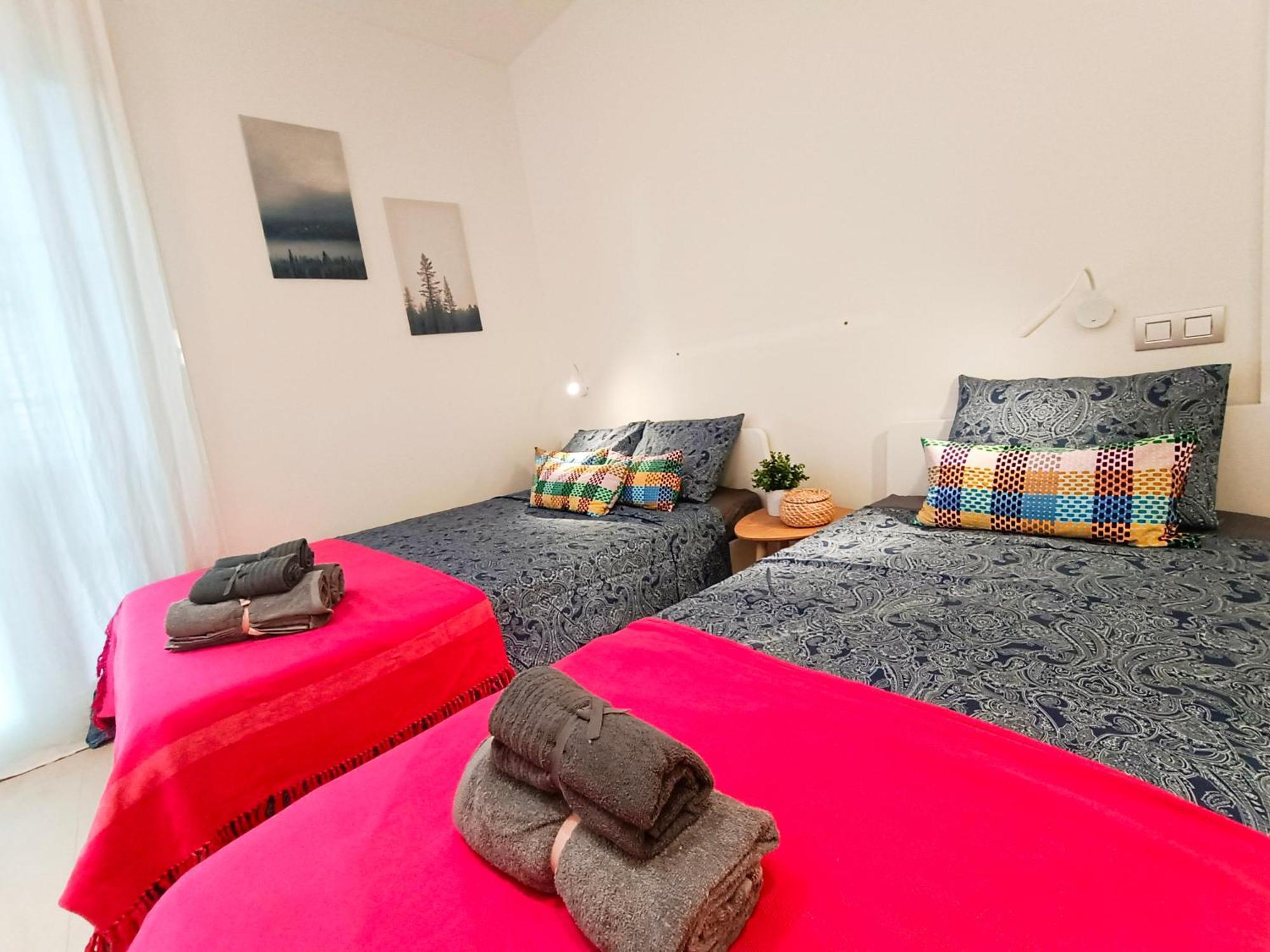 Oasis Rooms Barcelona - By Ronda Universidad 外观 照片